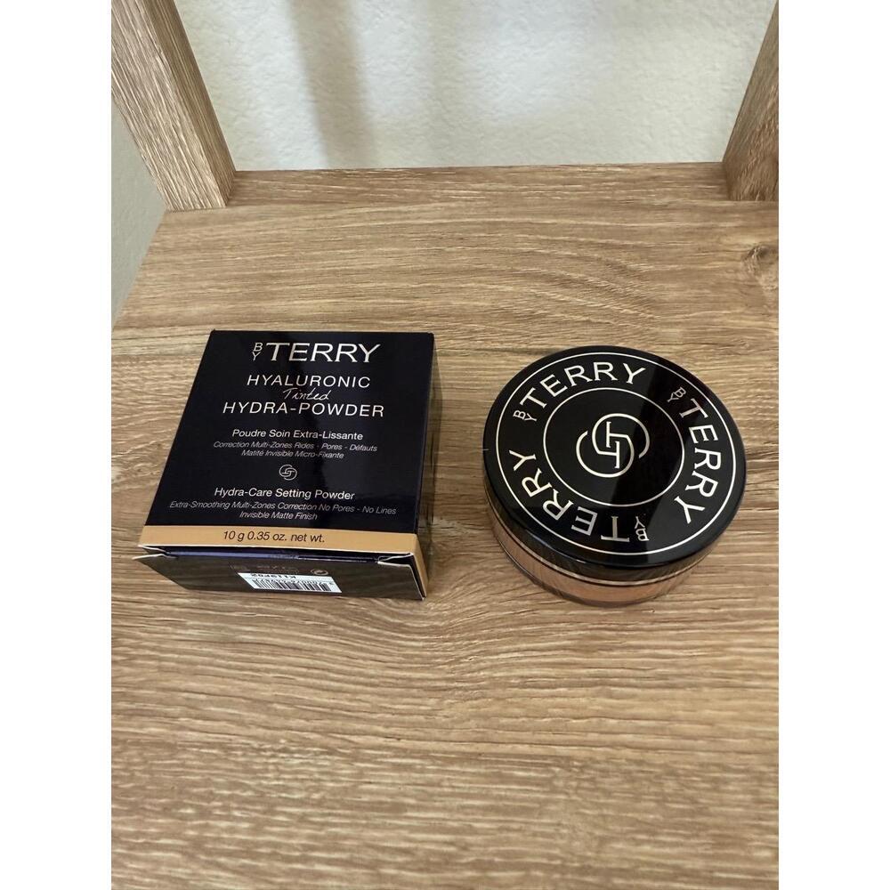 NIB By Terry Hyaluronic Tinted Hyrdra Powder in Dark